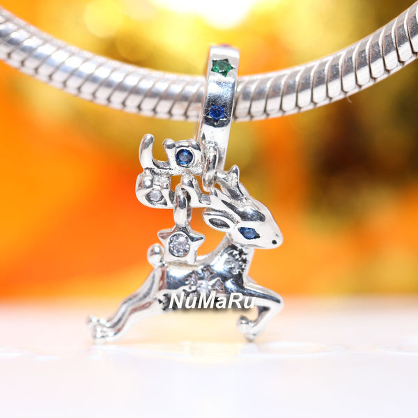 Christmas Reindeer Charm 792826C01 - NUMARU