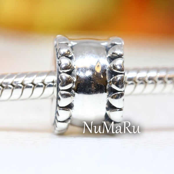 Beaded Hearts Clip 798560C00 - NUMARU