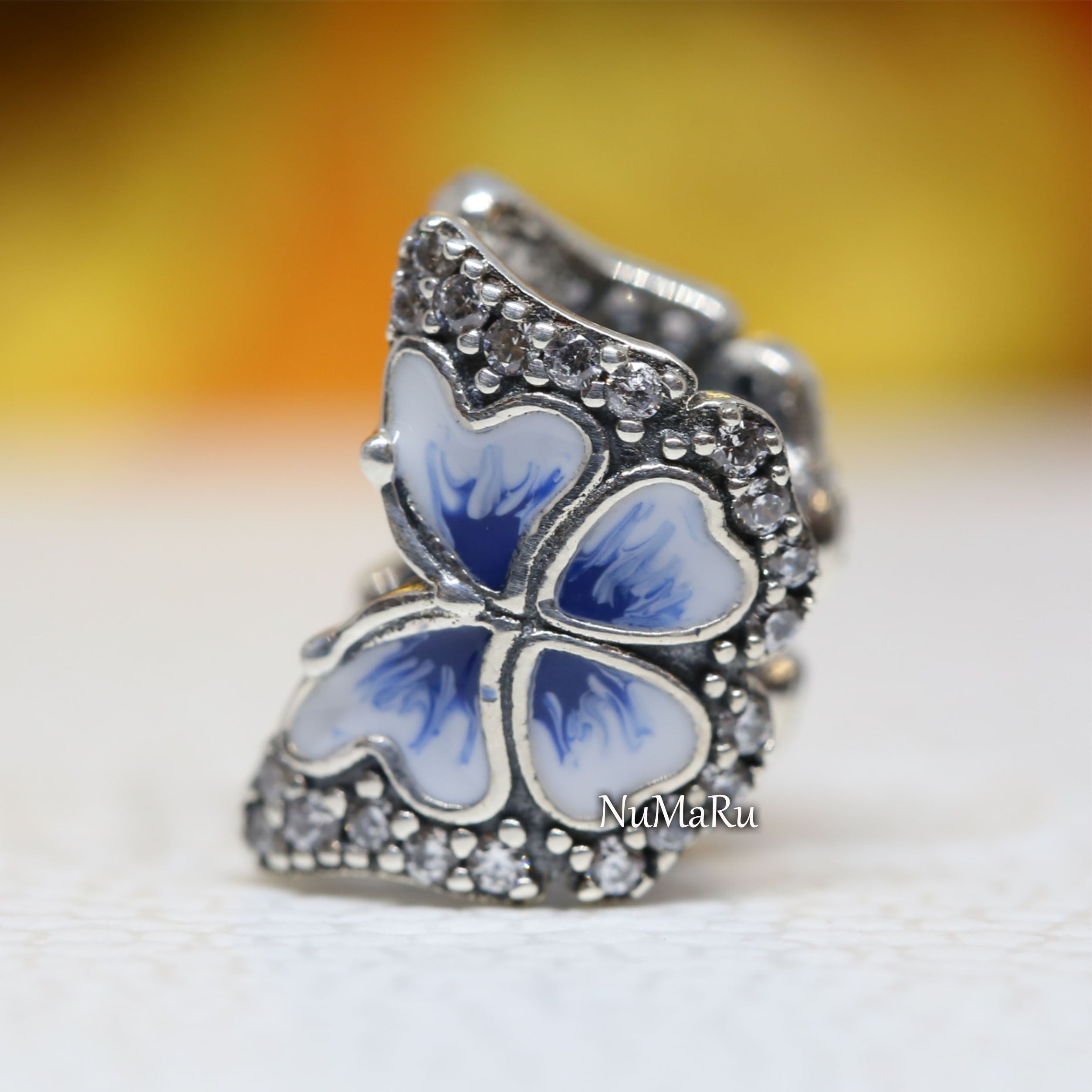 Blue Butterfly Sparkling Charm 790761C01 – NUMARU