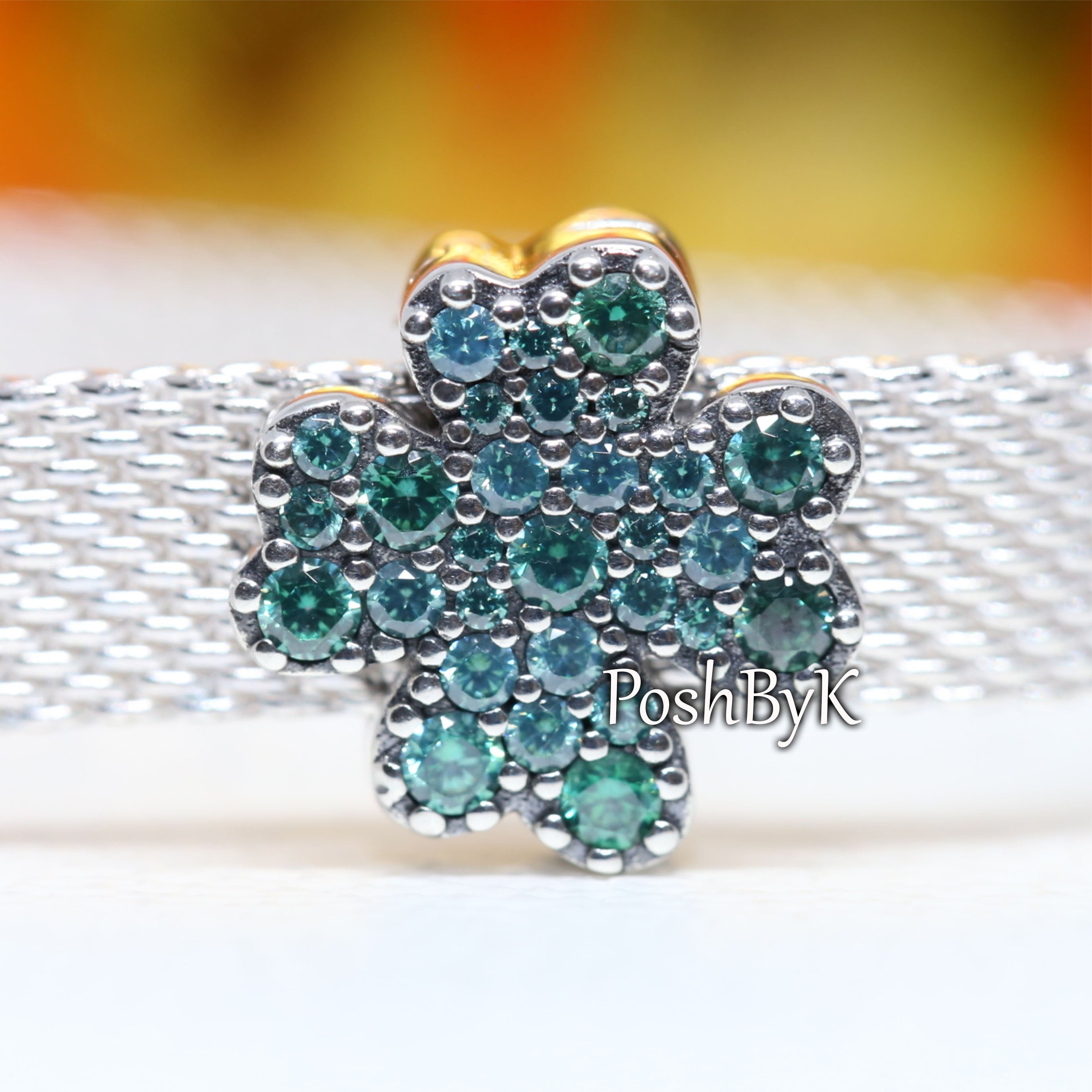 Pavé Four-Leaf Clover Clip Charm 798601C01 – NUMARU