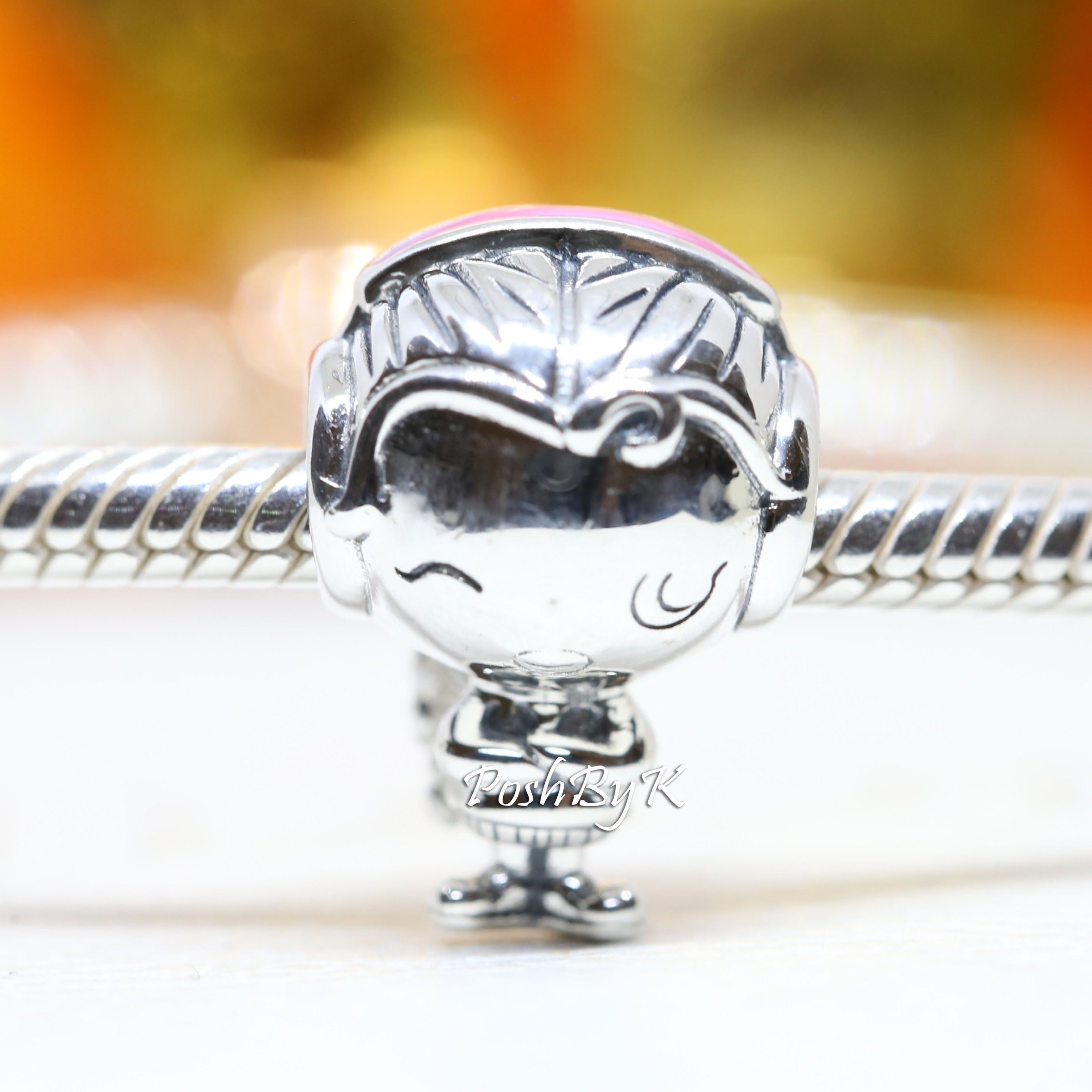 Girl Teenager Charm 798904C01 – NUMARU
