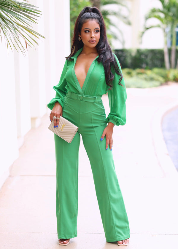Boa Mesh Long Sleeves V-Neck Collared Jumpsuit - NUMARU