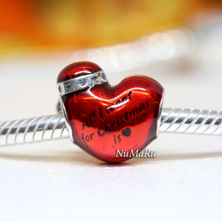 Metallic Red Christmas Heart Charm 792336C01 - NUMARU