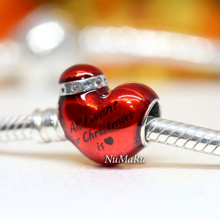 Metallic Red Christmas Heart Charm 792336C01 - NUMARU