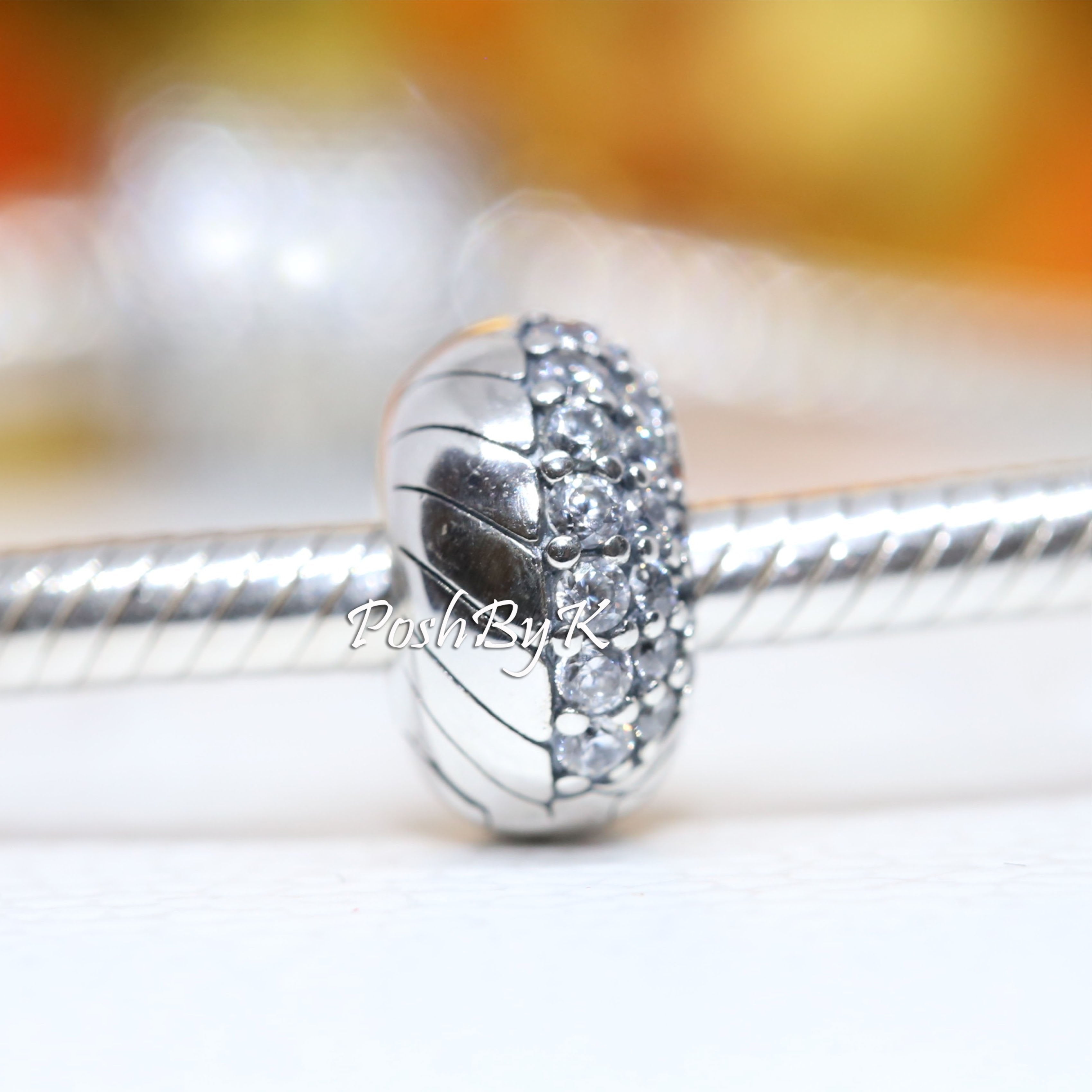 Pavé Snake Chain Pattern Clip Charm 799089C01 – NUMARU