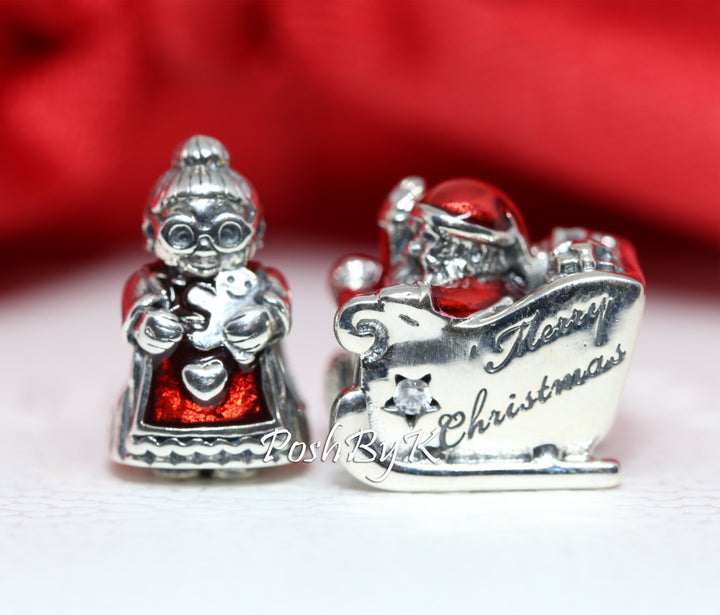 Mrs Santa Claus And Sleighing Santa Christmas Gift Set Charm. jewelry, beads for charm, beads for charm bracelets, charms for diy, beaded jewelry, diy jewelry, charm beads