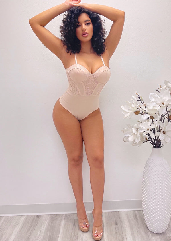 Bella Bustier Lace & Mesh Bodysuit - NUMARU