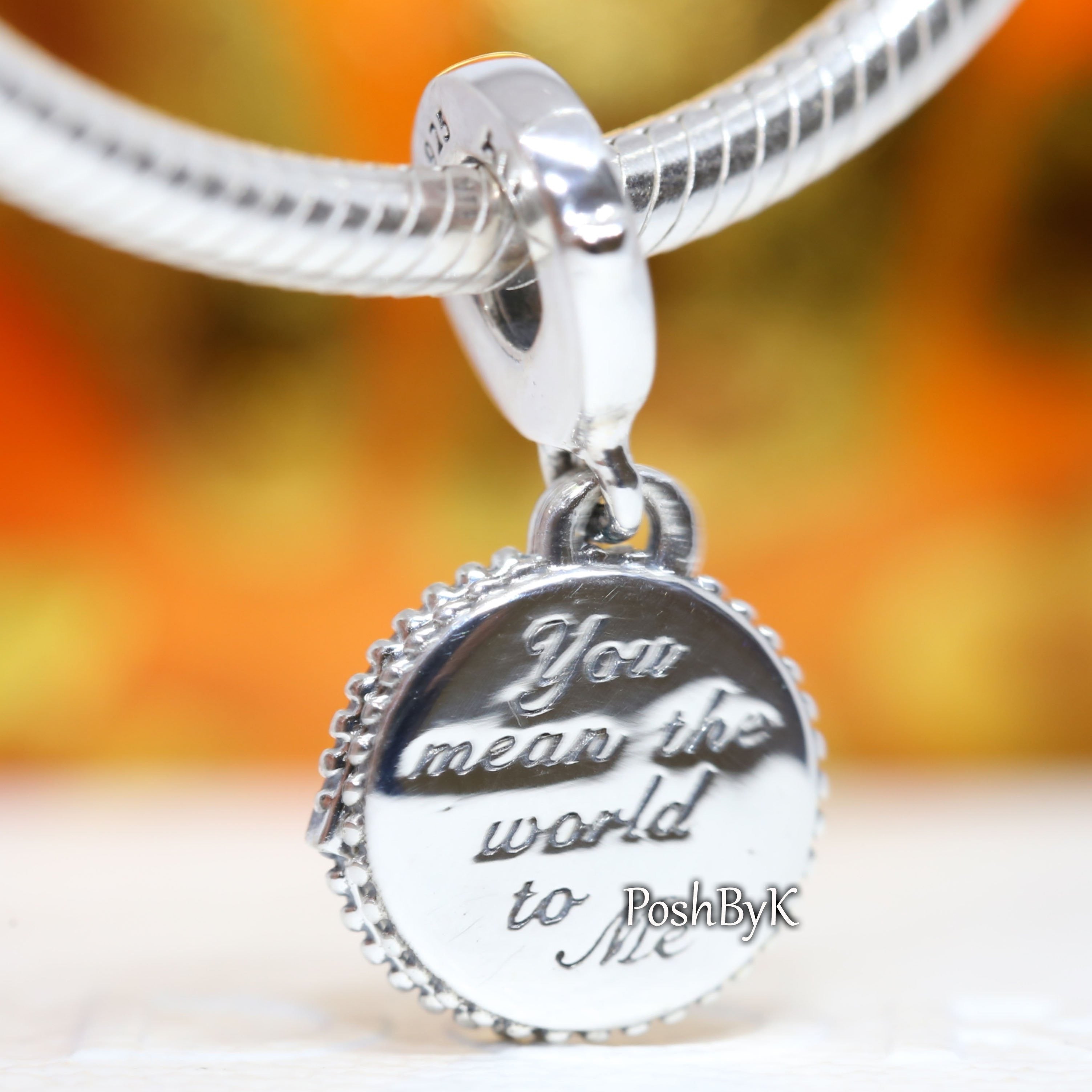 Glitter Globe Mom Dangle Charm 799368C01 NUMARU