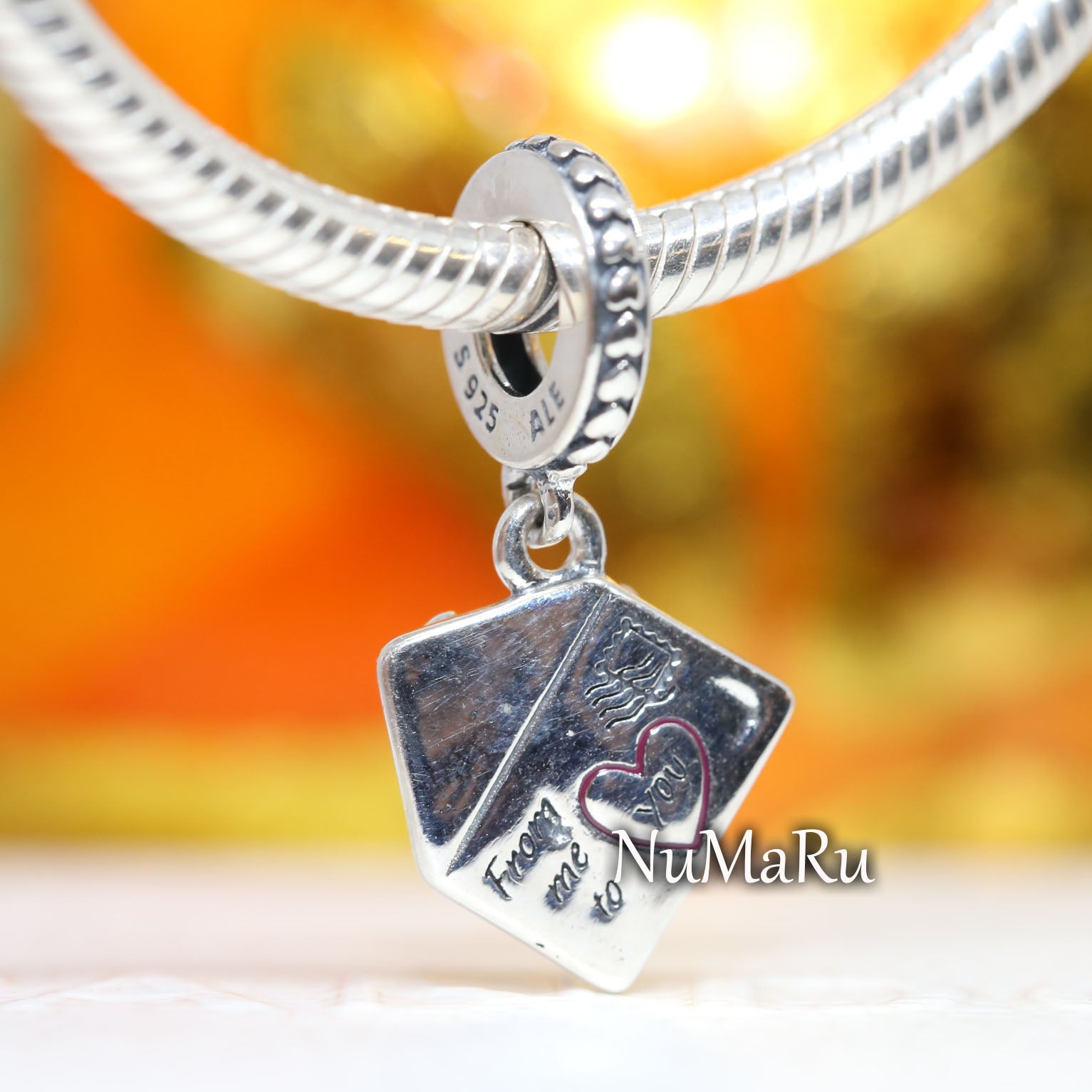 Pansy Flower Envelope Dangle Charm 790787C01 – NUMARU