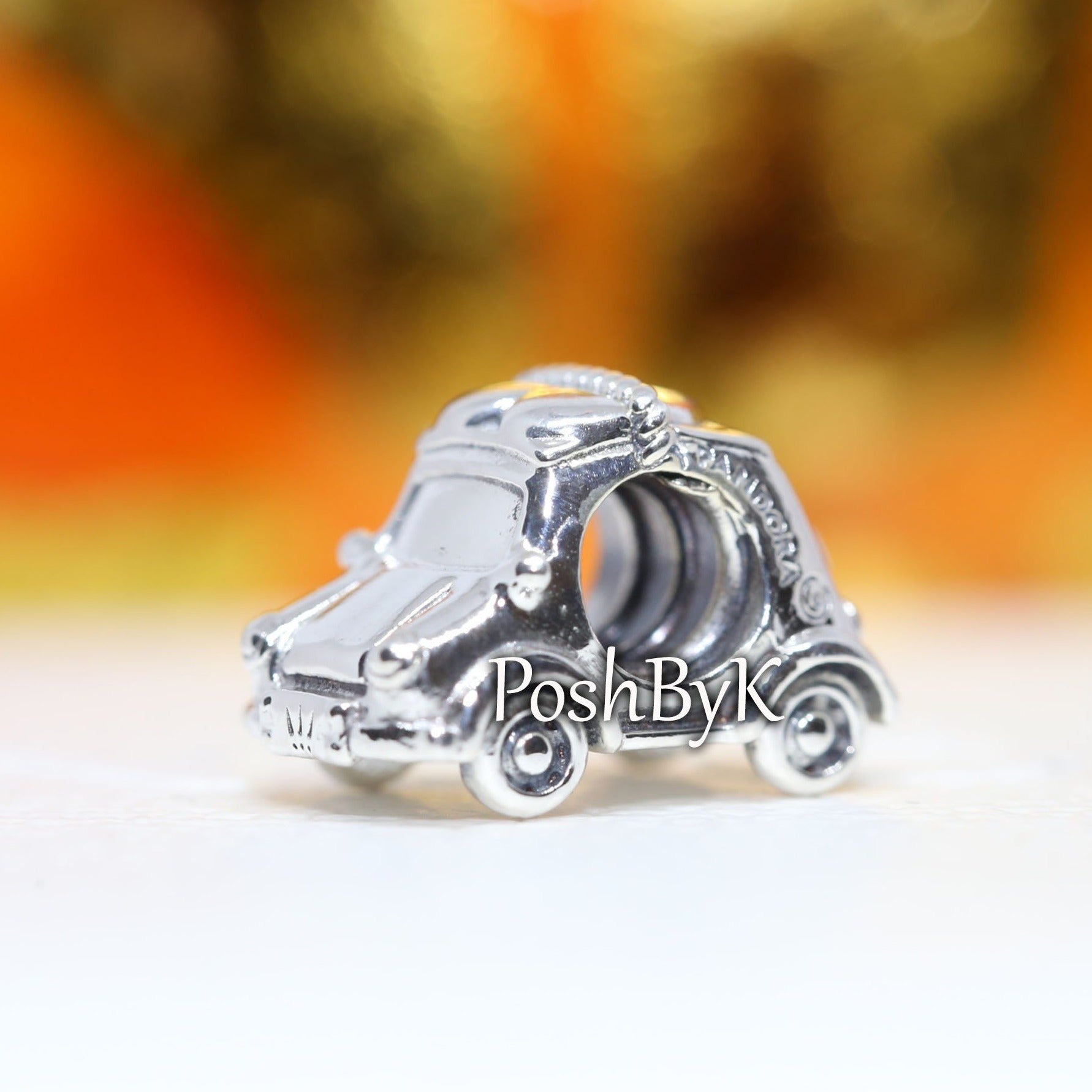 Electric Car Charm 799330C01 – NUMARU
