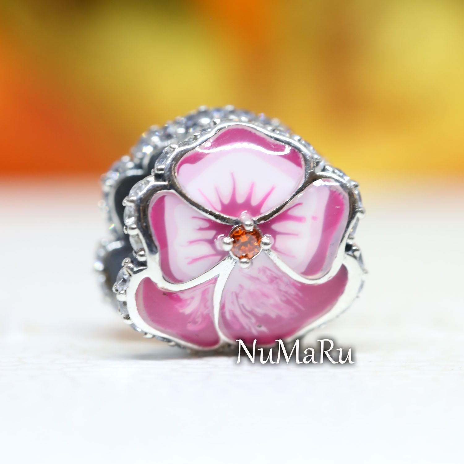 Pink Pansy Flower Charm 790777C01 – NUMARU