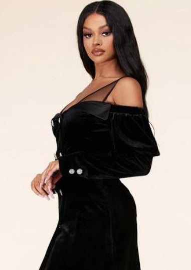 Sexy Short Dresses | Cotrena Long Sleeves With Sexy Cold-Shoulder Cutouts Mini Dress (Black) By: NUMARU