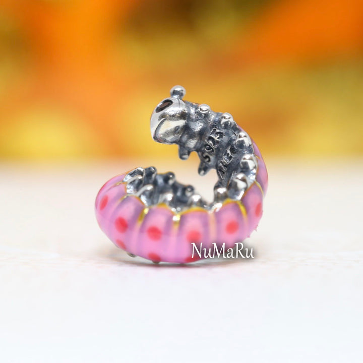 Cute Curled Caterpillar Charm 790762C01 - NUMARU, jewelry, beads for charm, beads for charm bracelets, charms for bracelet, beaded jewelry, charm jewelry, charm beads,